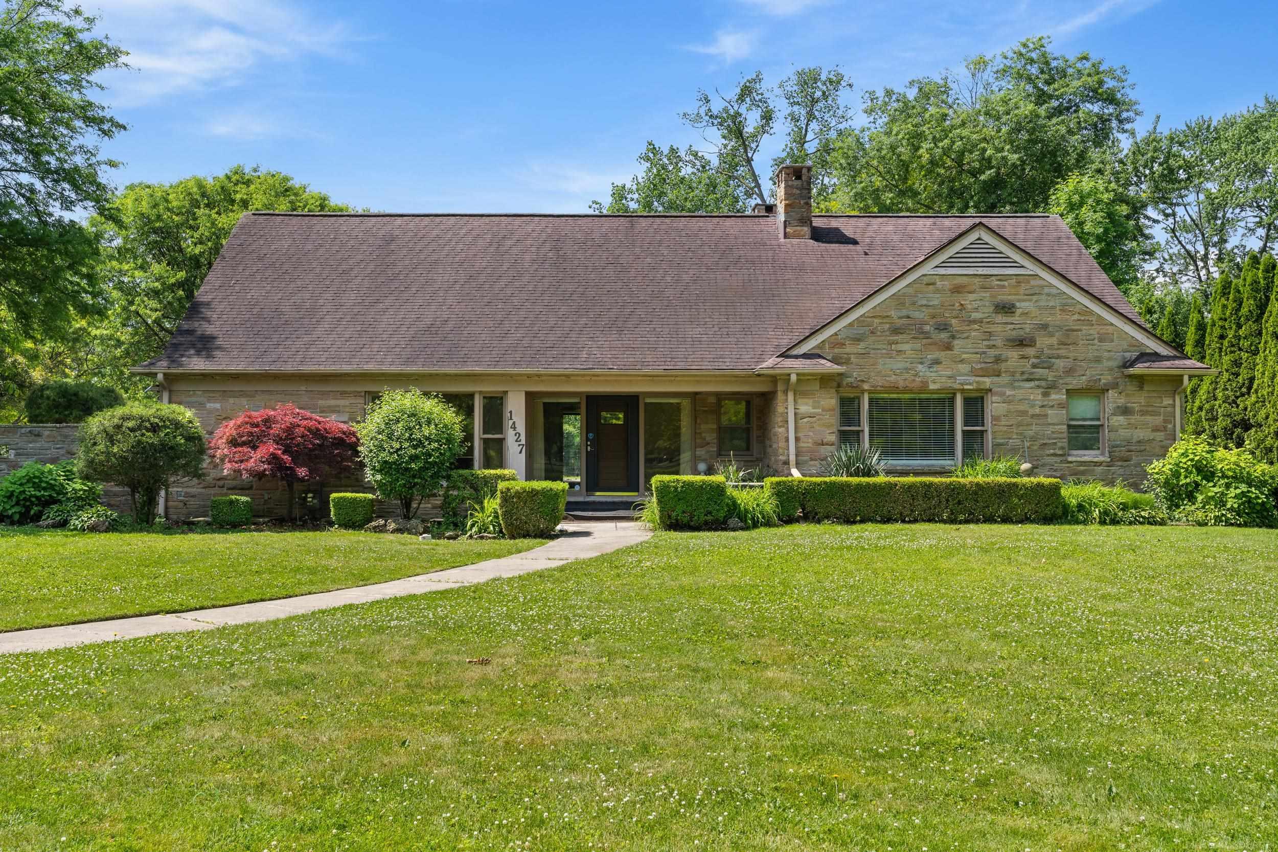 1427 Sunningdale Drive