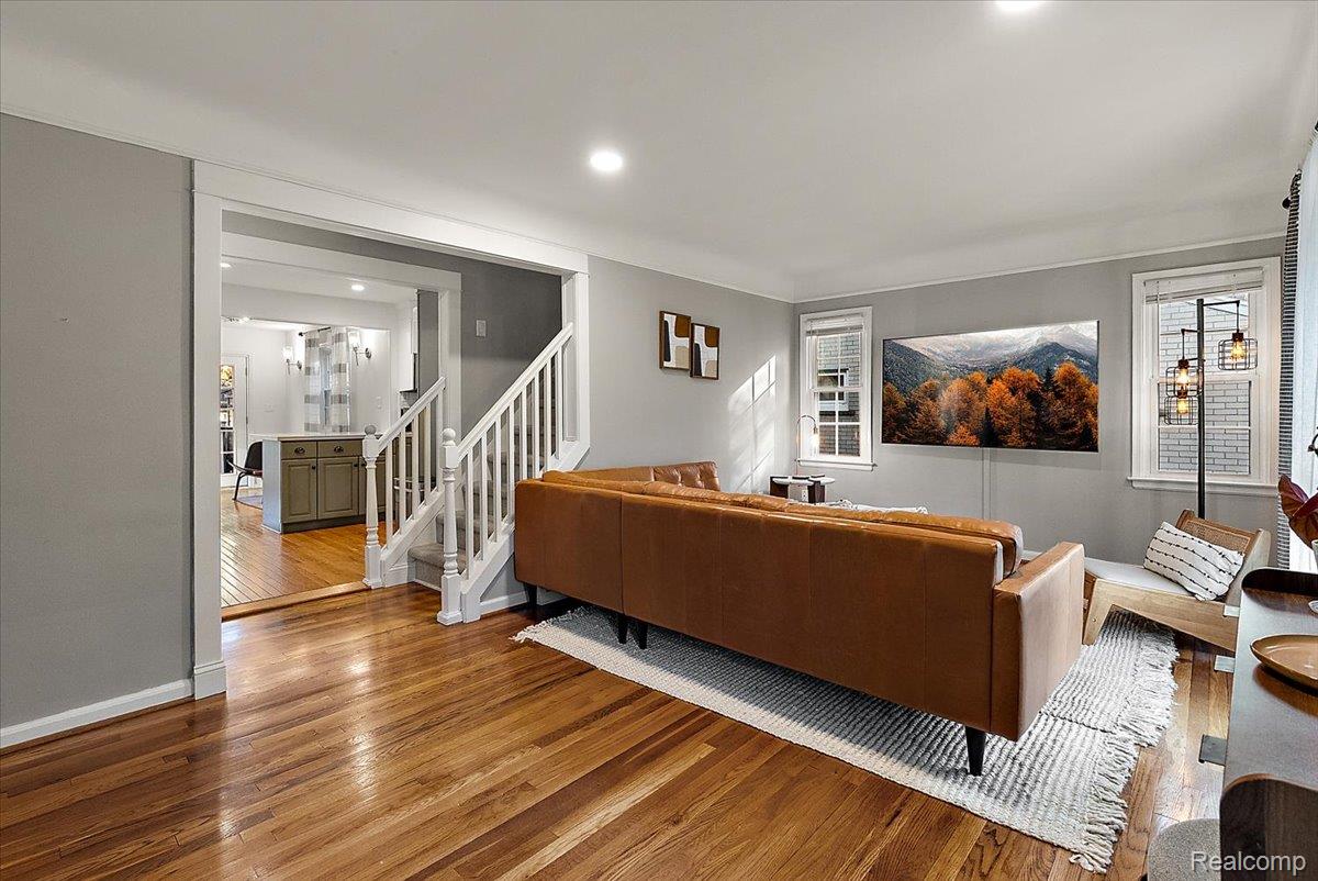 1022 Lawndale Drive
