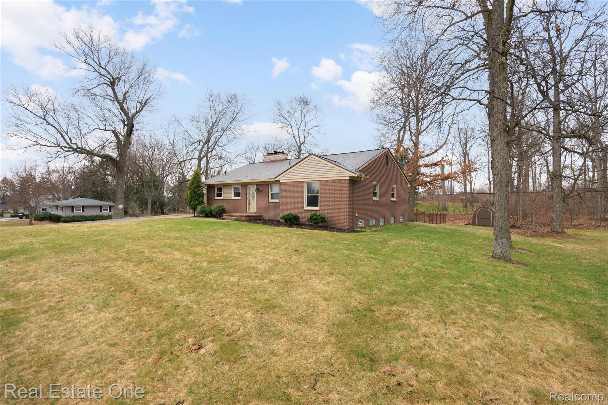 1030 E Silverbell Road