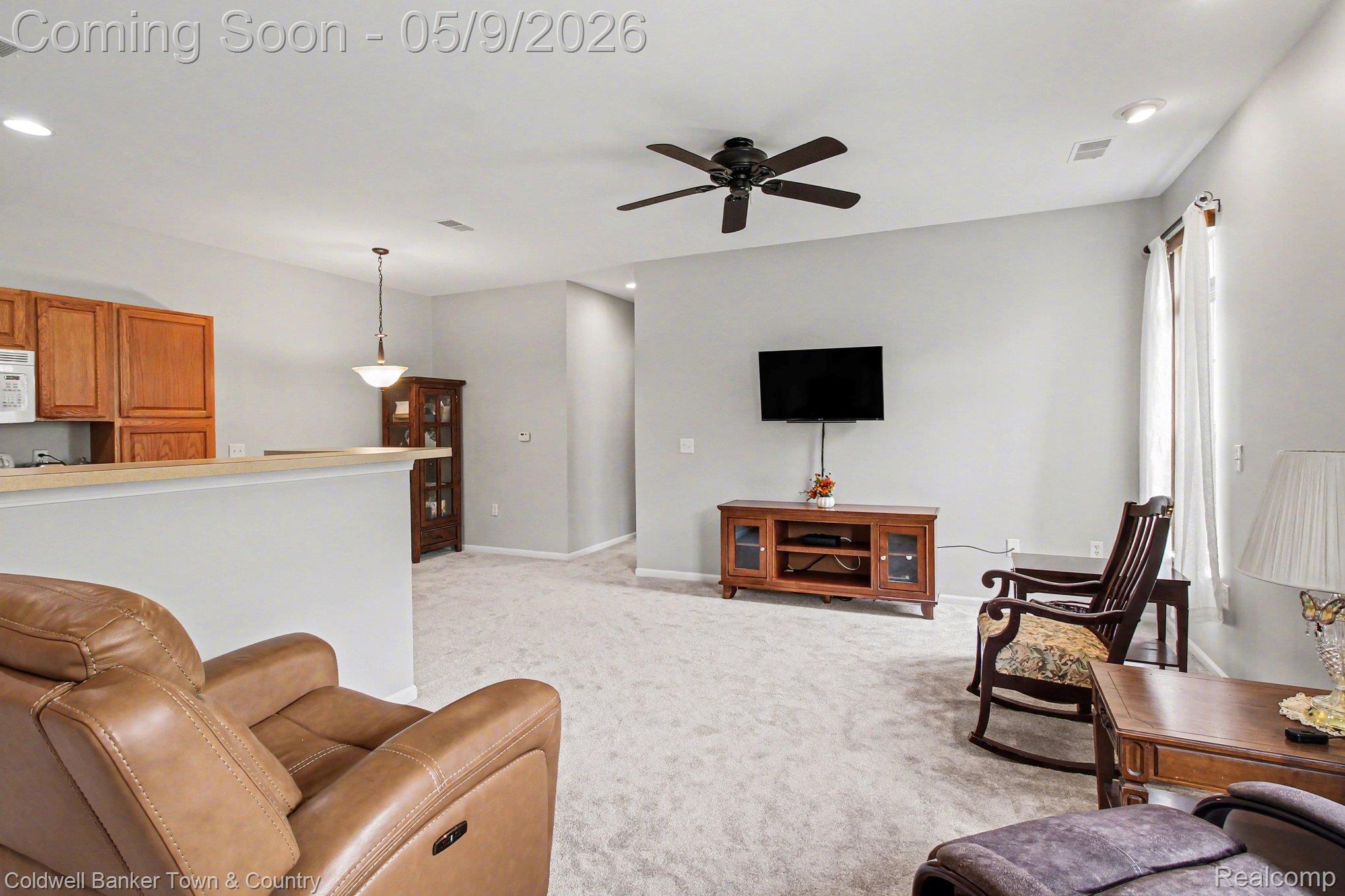 594 Olde English Circle