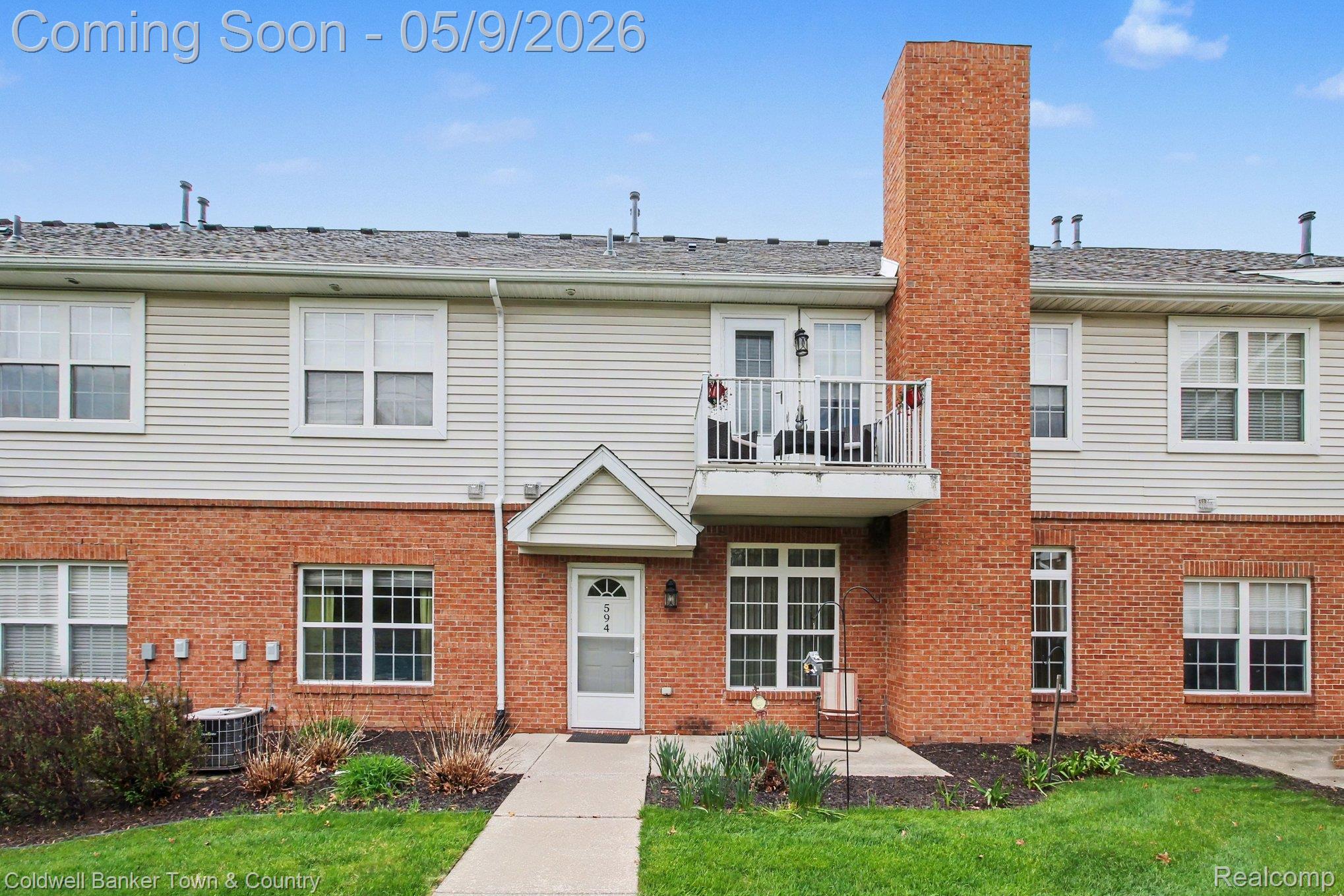594 Olde English Circle