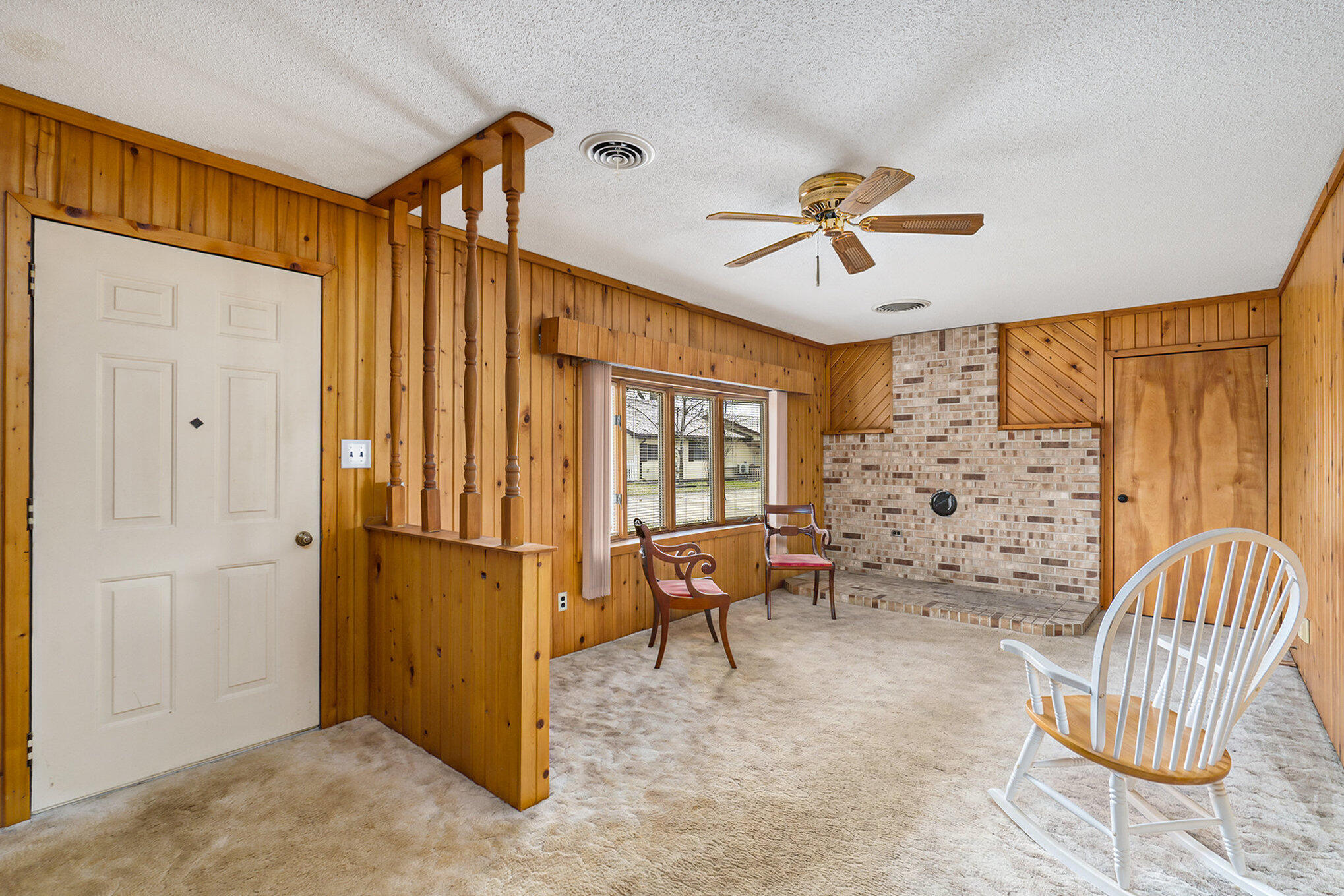4302 Lake Drive