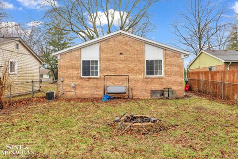 Tiny photo for 39476 Willmarth Street, Harrison Charter Township, MI 48045 (MLS # 58050201458)