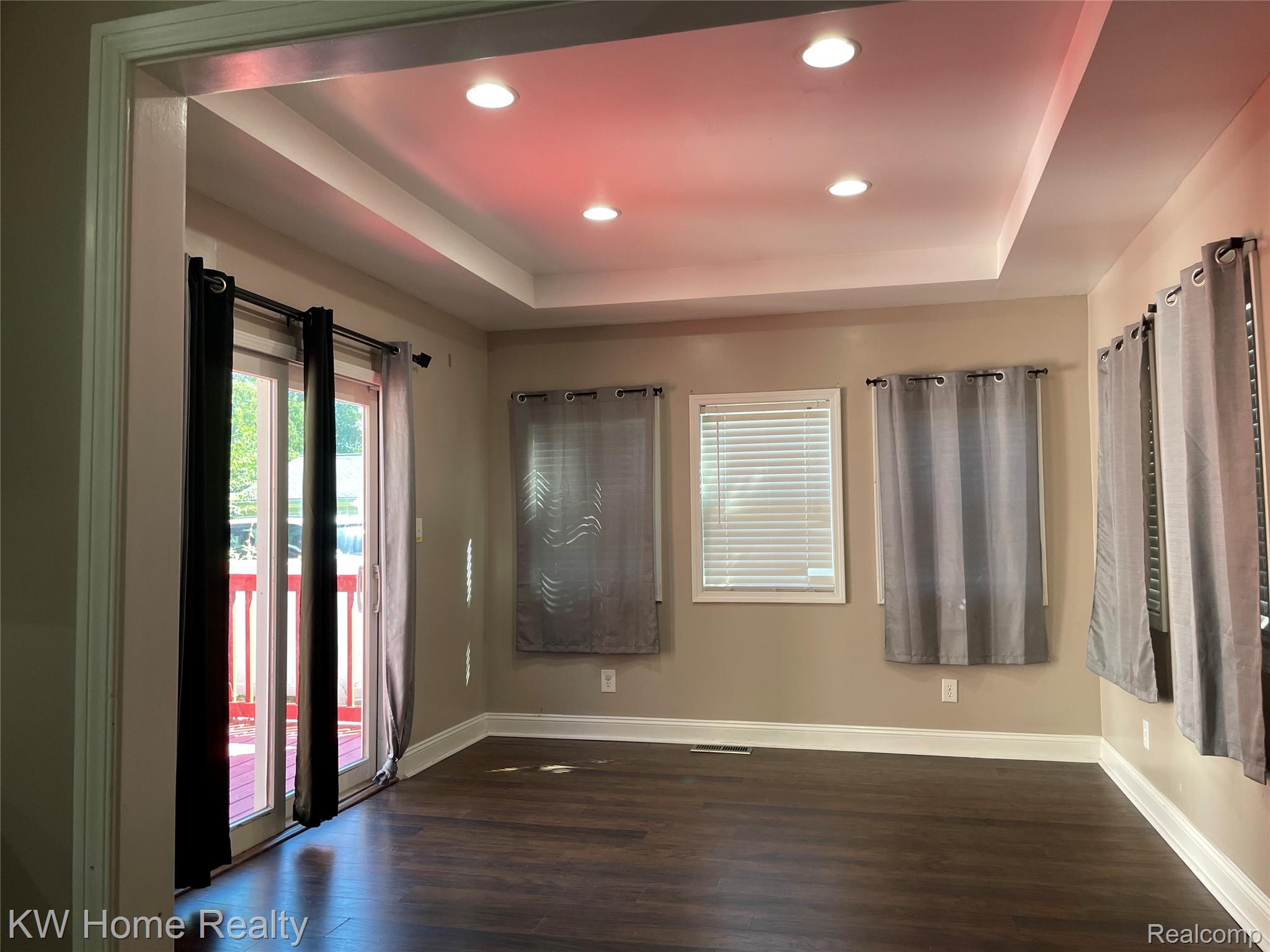 1220 Elford Court