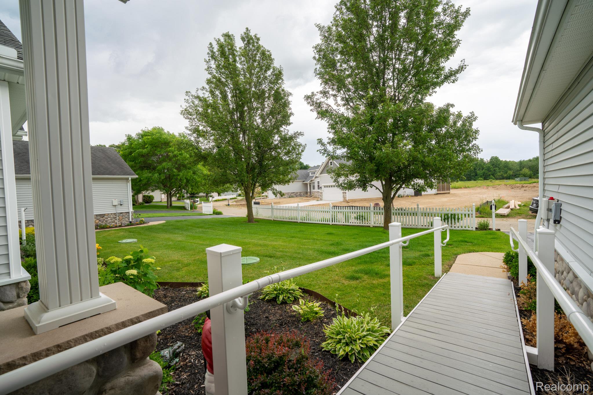 5653 Trail Side Lane 9