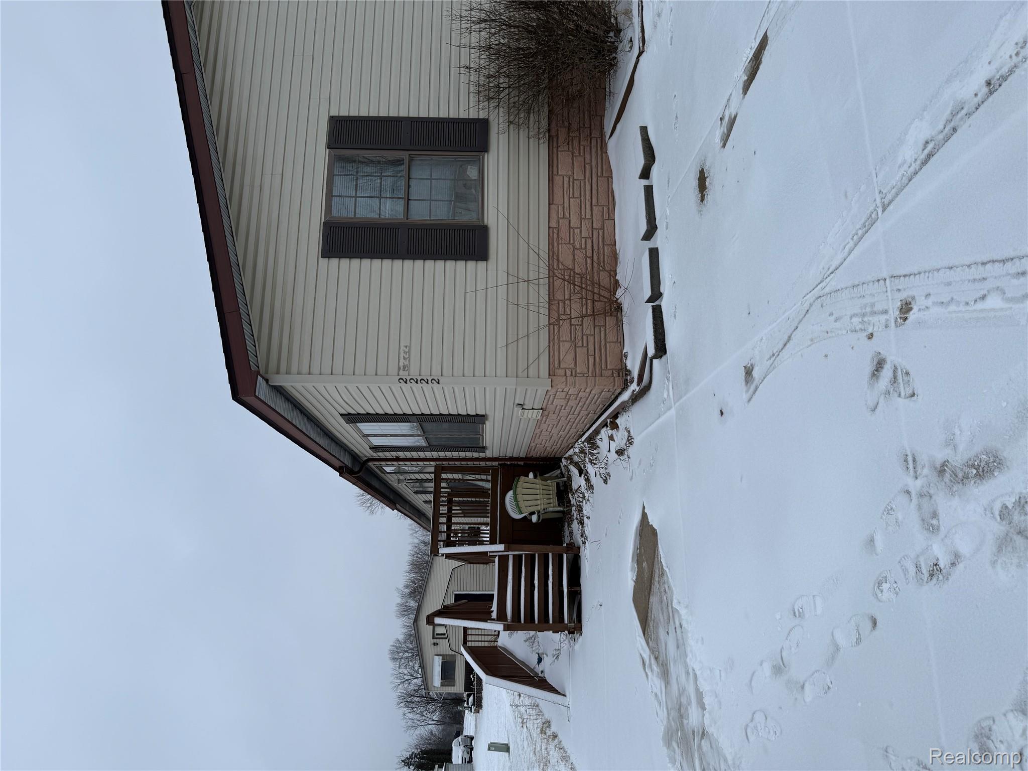 2222 S Sheeran Drive