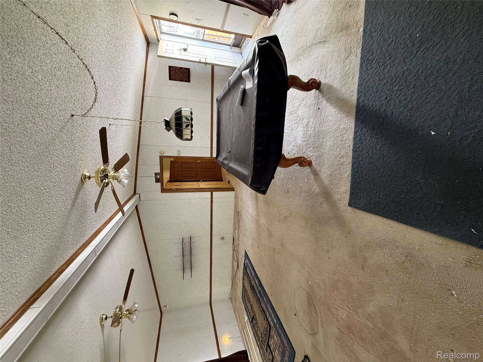 2222 S Sheeran Drive