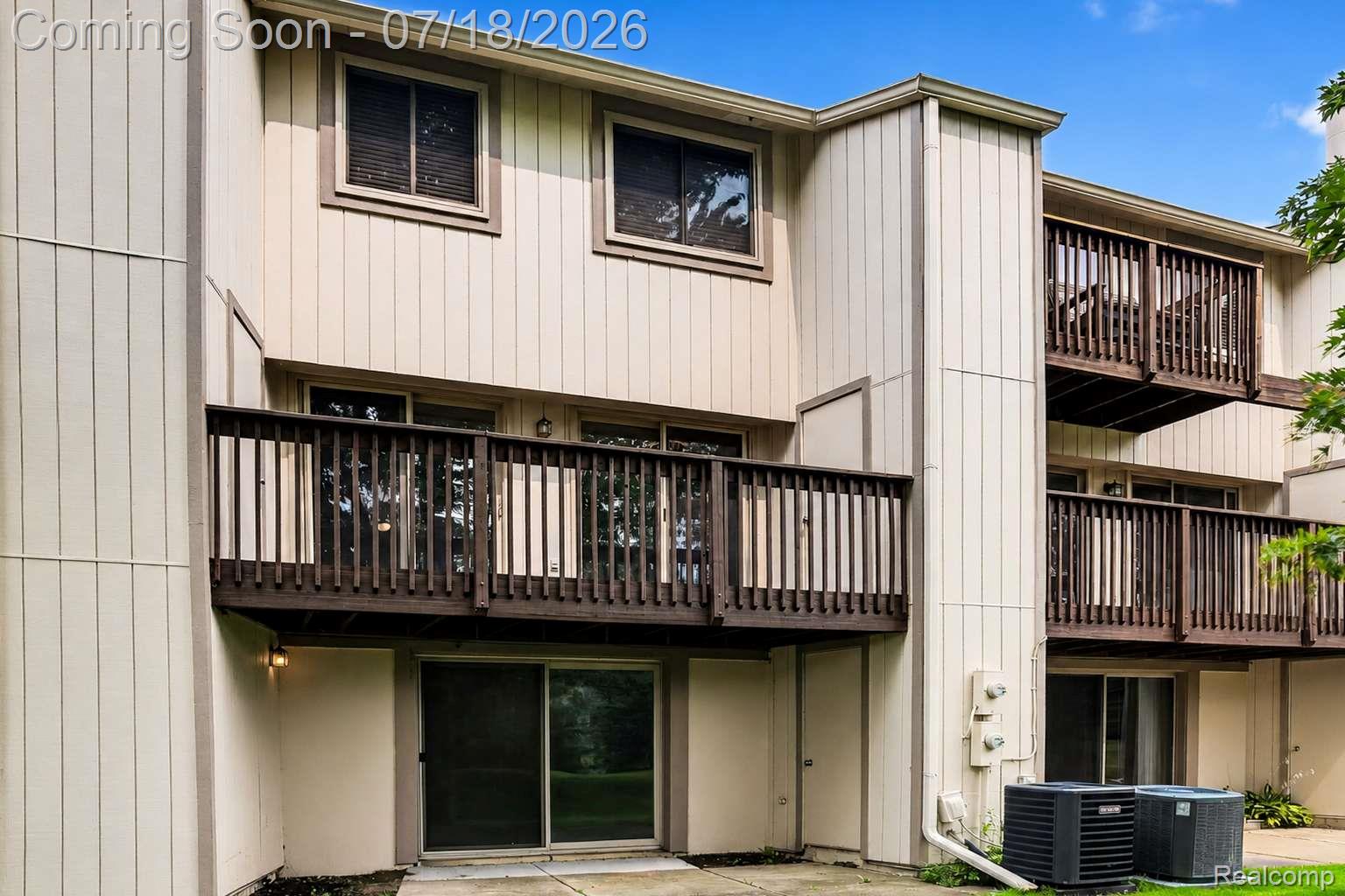 1509 Charter Oak Drive