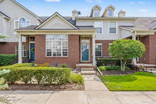 33102 EMMA CIR # 187, WALLED LAKE, MI 48390 - Image fb581b37e2b956bcc7433f5de24e6b9e/3665754312