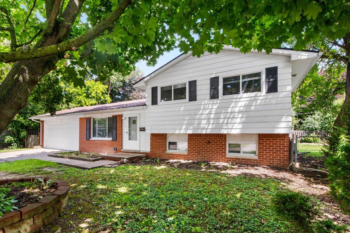 1115 Clark Drive
