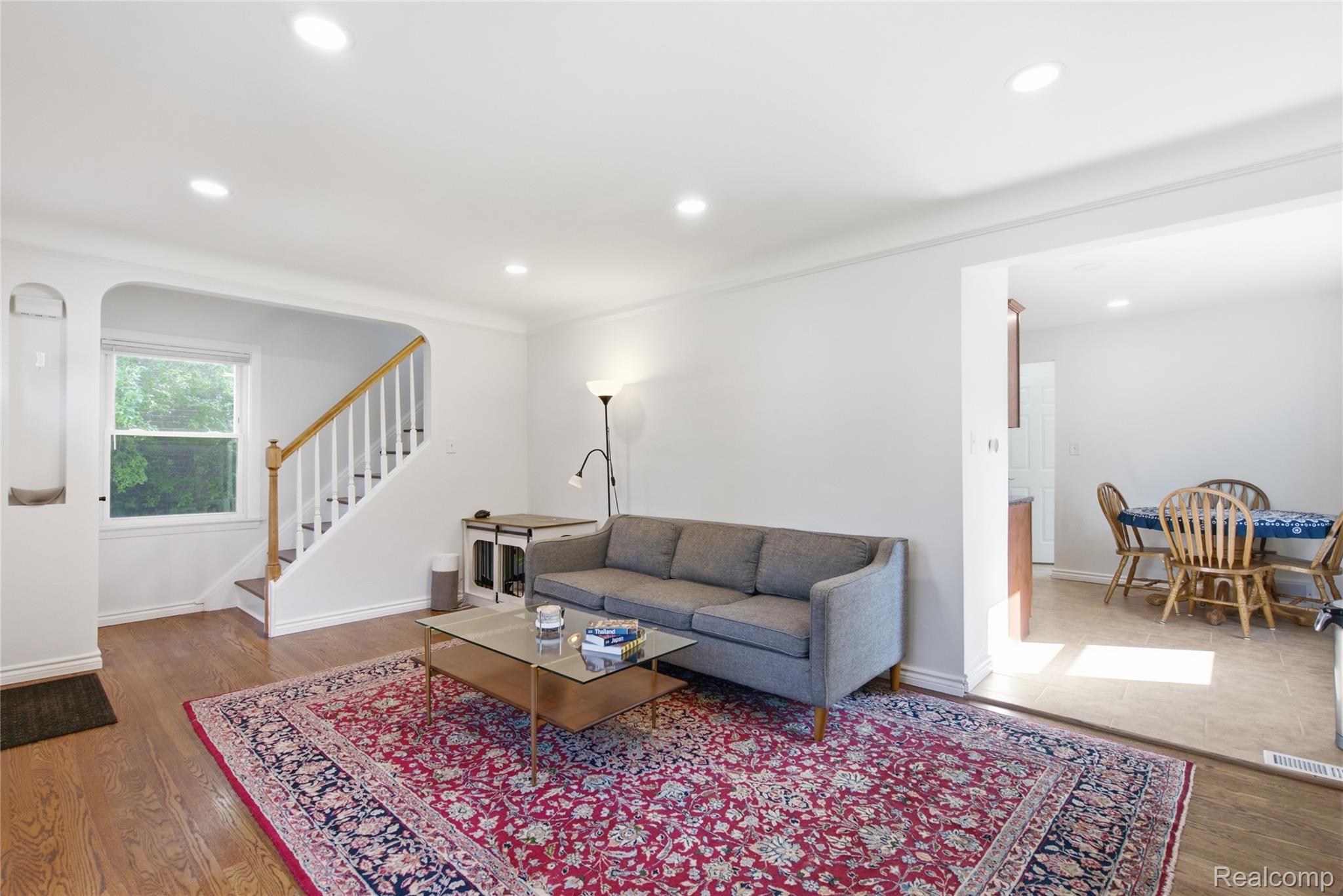 2073 Van Antwerp Street