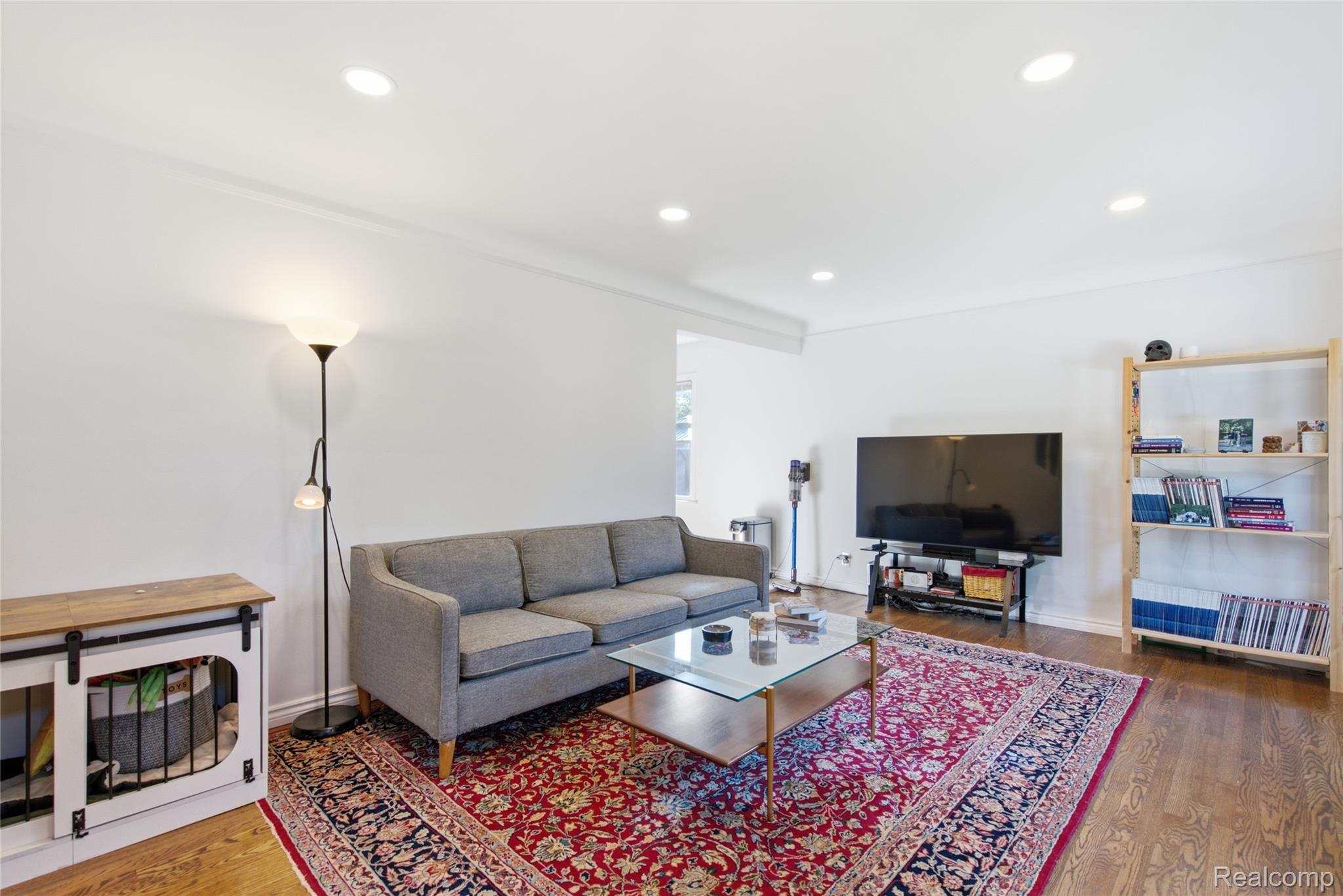 2073 Van Antwerp Street