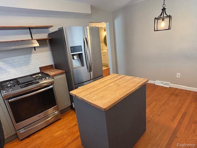 2850 Oldsmobile Avenue