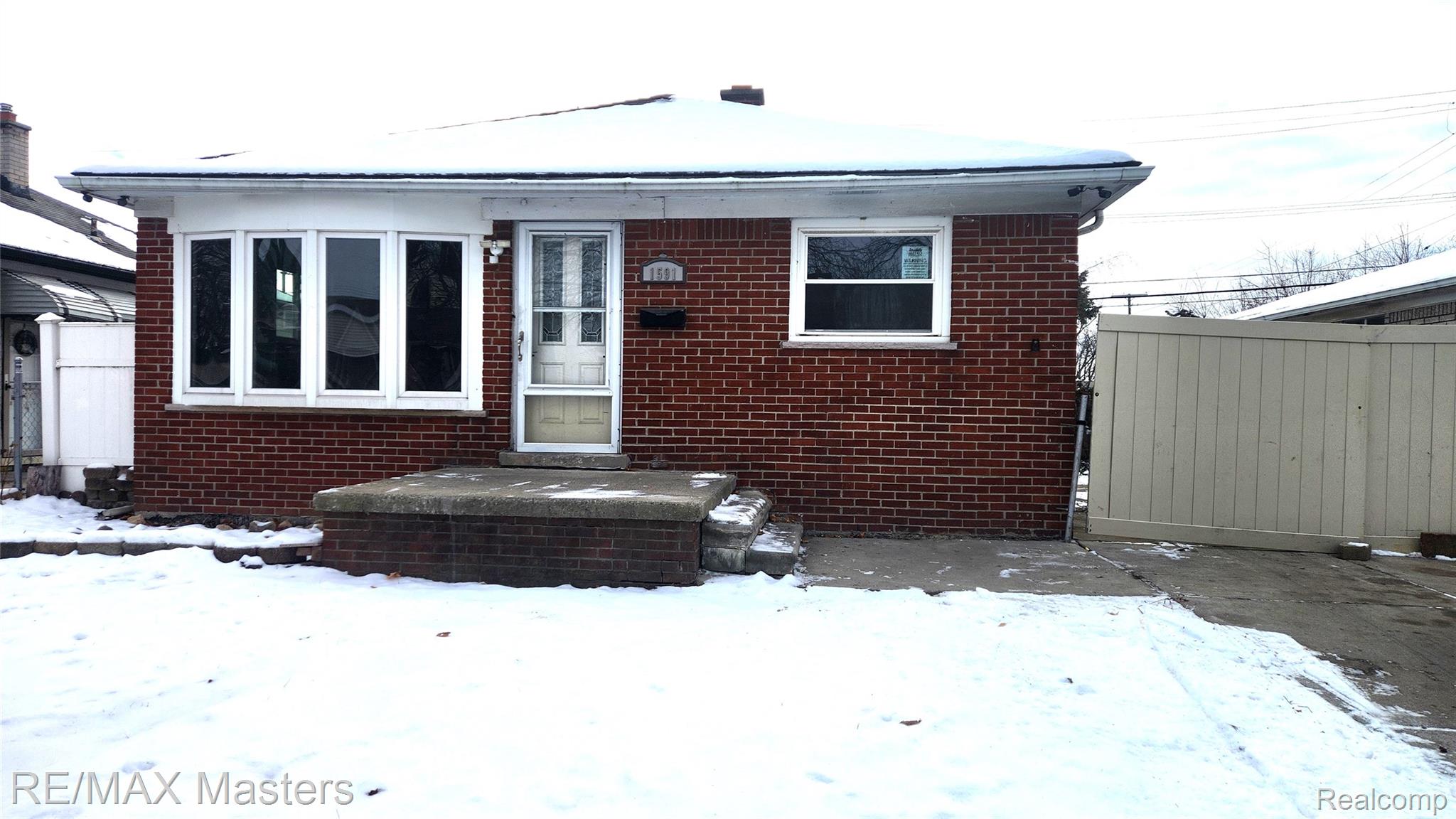 1591 Garfield Avenue