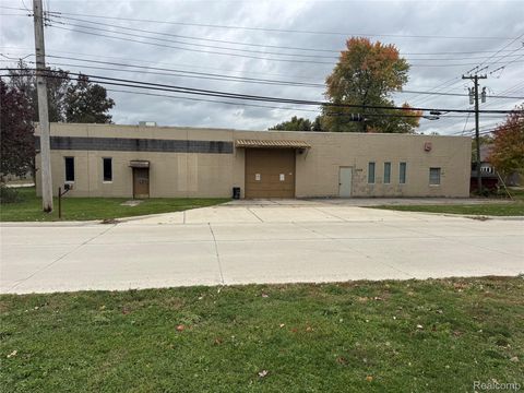 1309 W Lorain Street Monroe City MI 48162