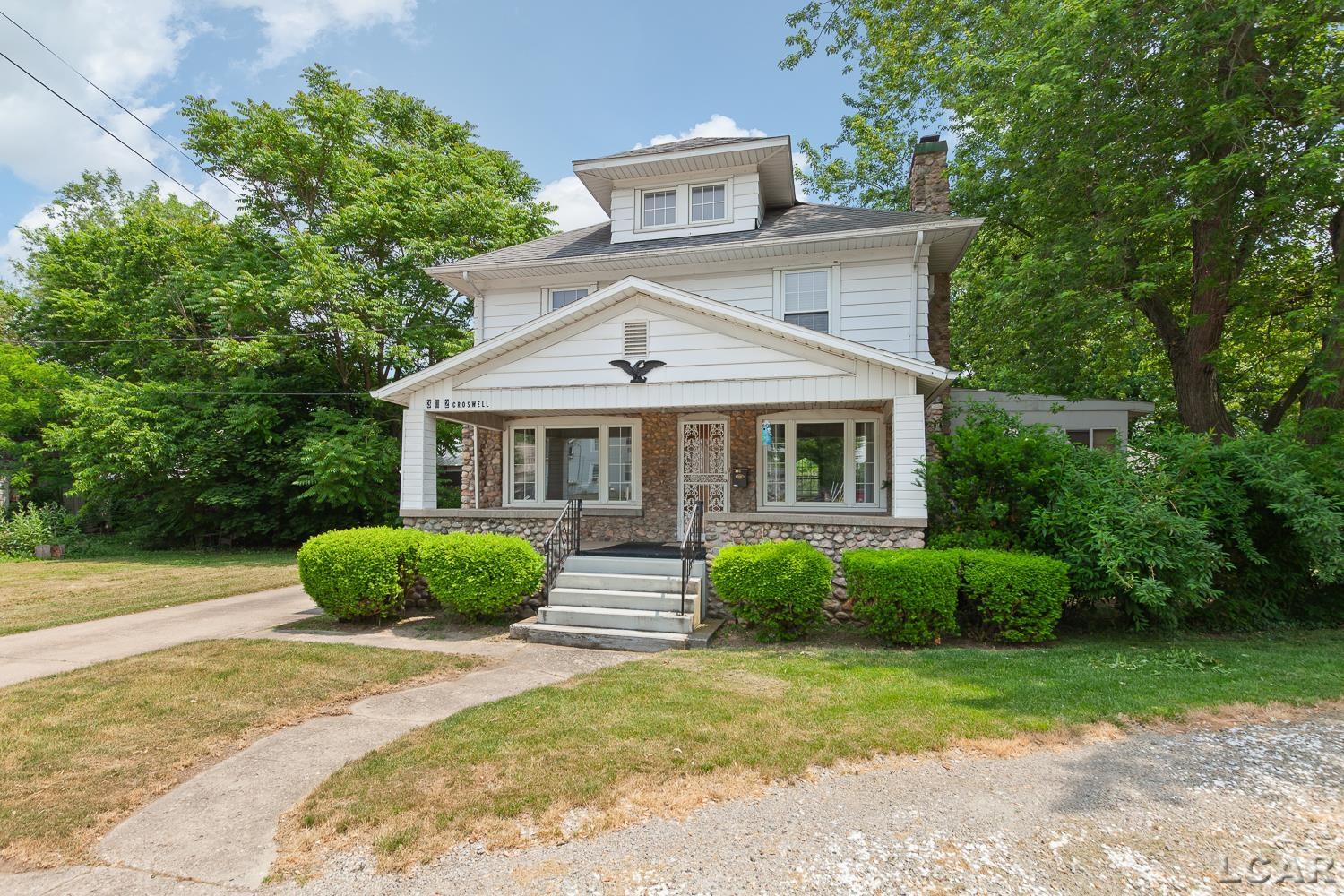 302 Croswell Street