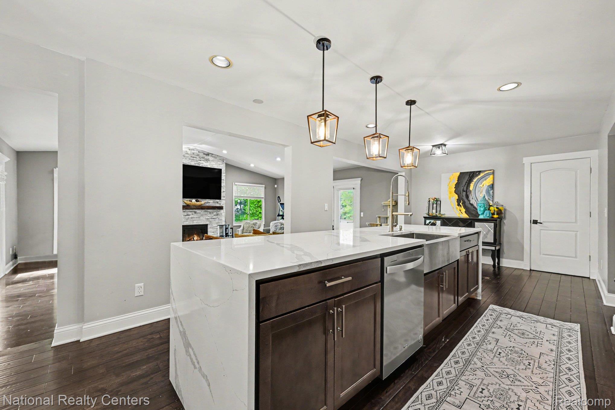 6515 Tamarack Drive