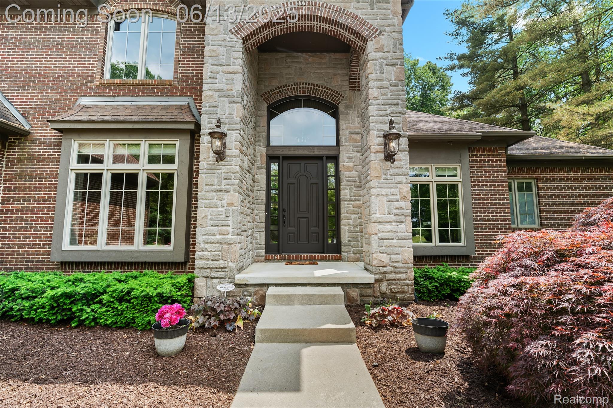 9030 Hidden Court W