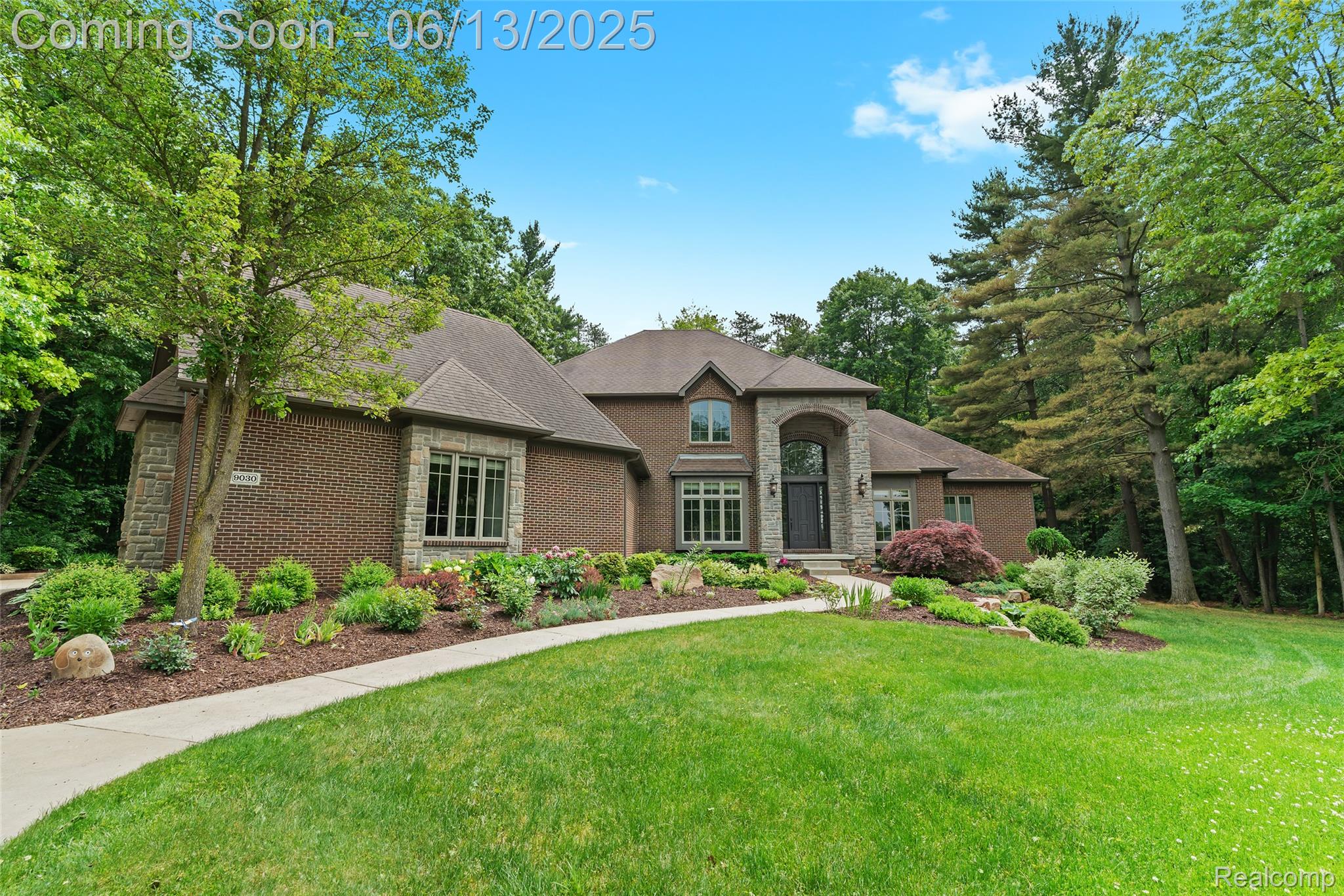 9030 Hidden Court W