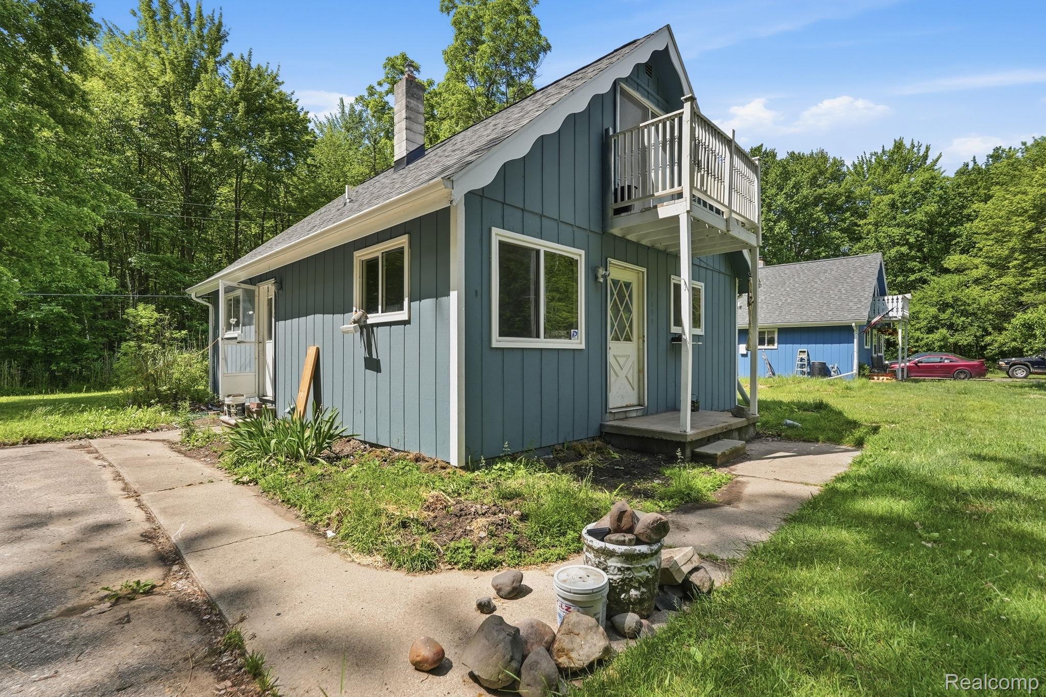 1699 Ditty Road