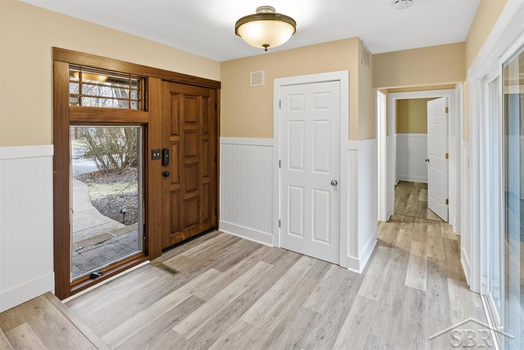 4905 Sturgeon Creek Parkway