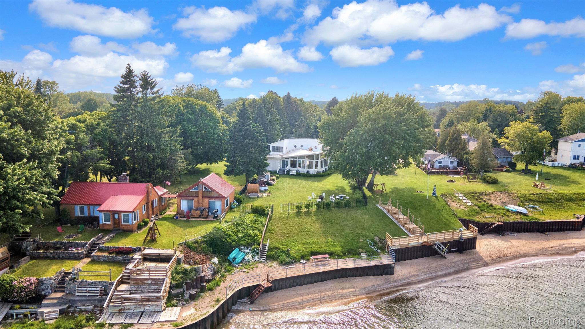 4308 N GRANDVIEW BEACH Drive