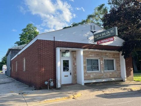 140 W Logan Street Coloma City MI 49038