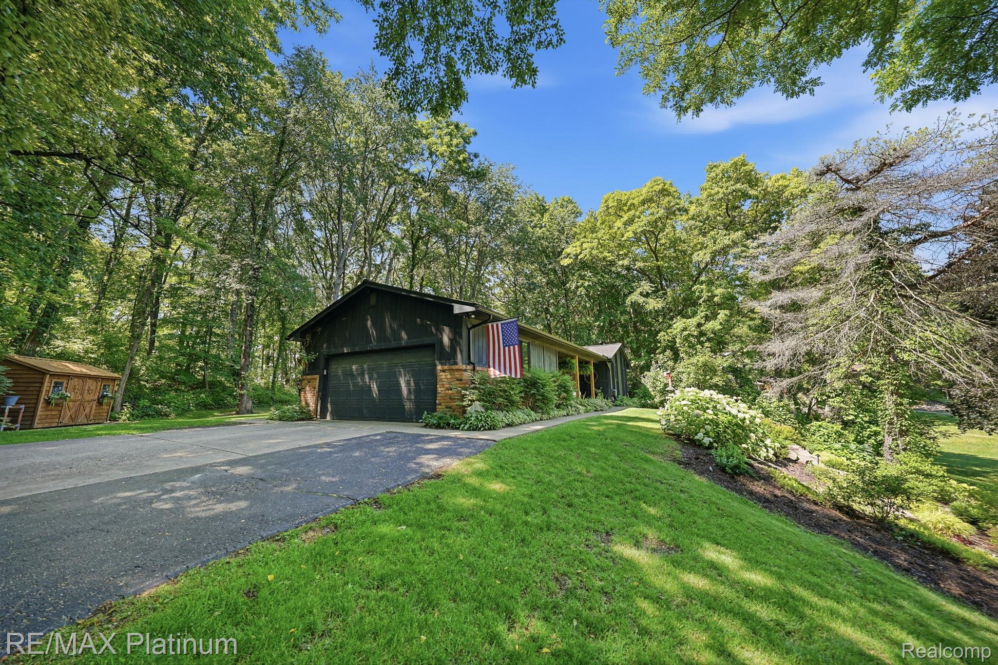 1245 Tracilee Drive