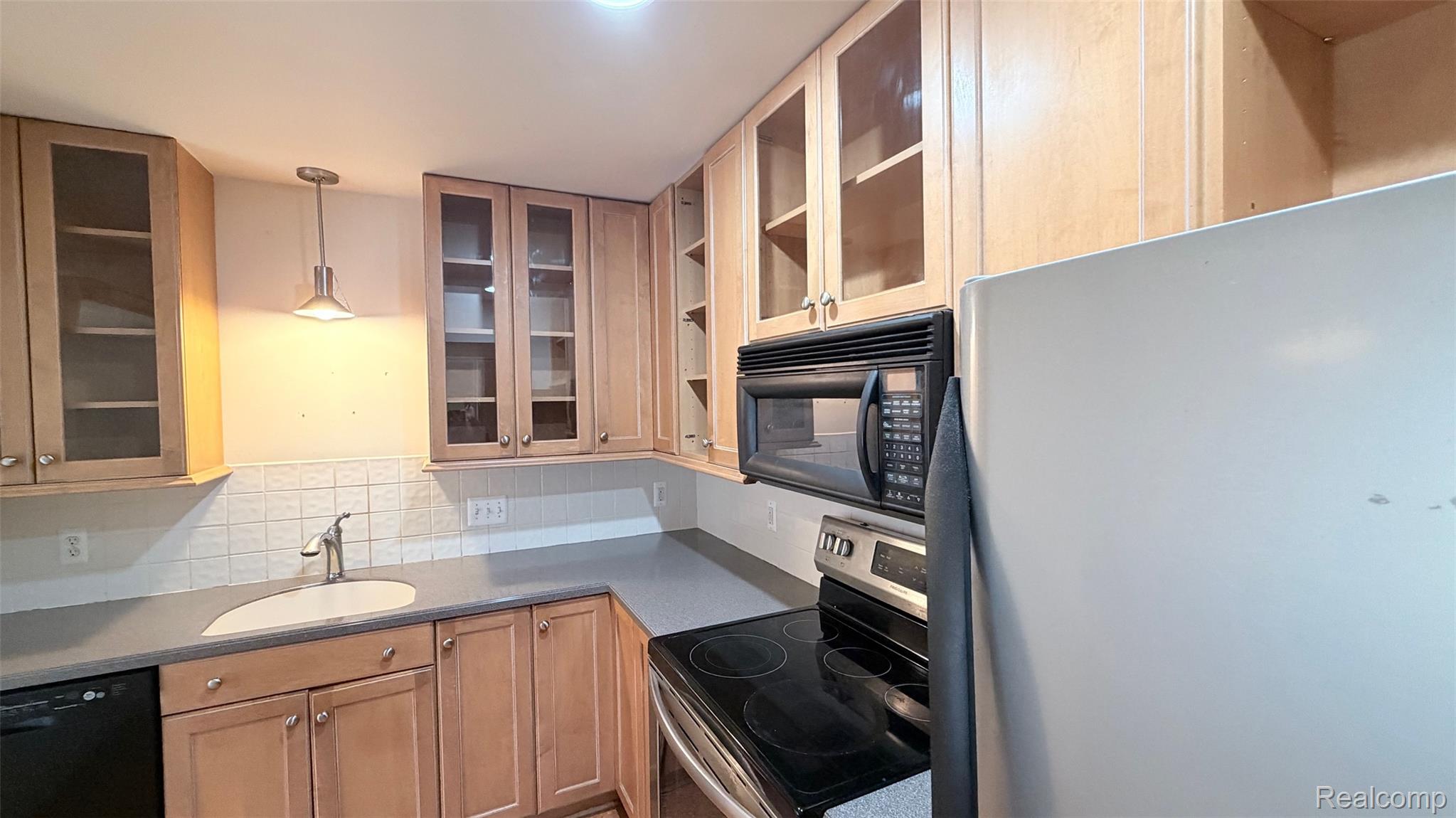 24219 Evergreen Road 39