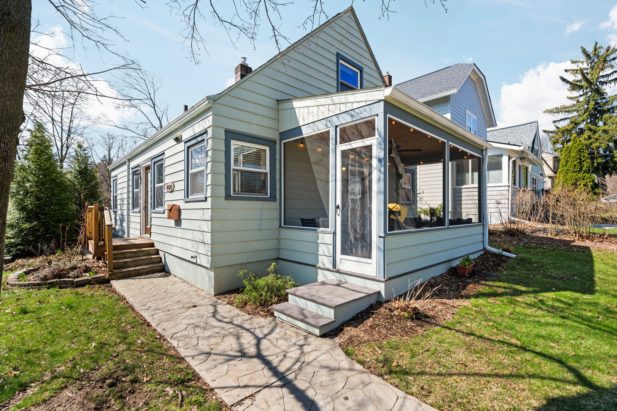 400 Montgomery Avenue