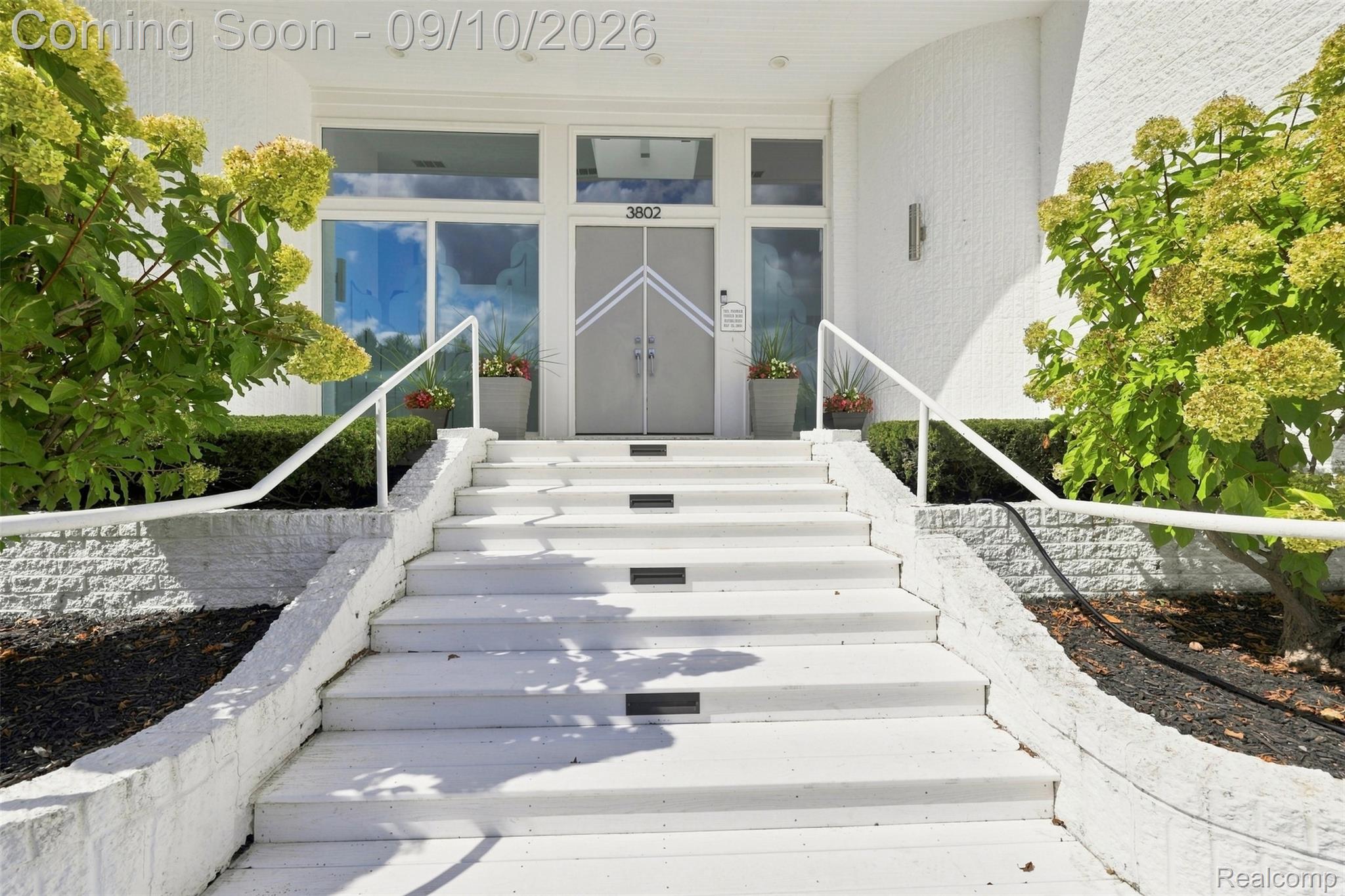 3802 Columbia Drive