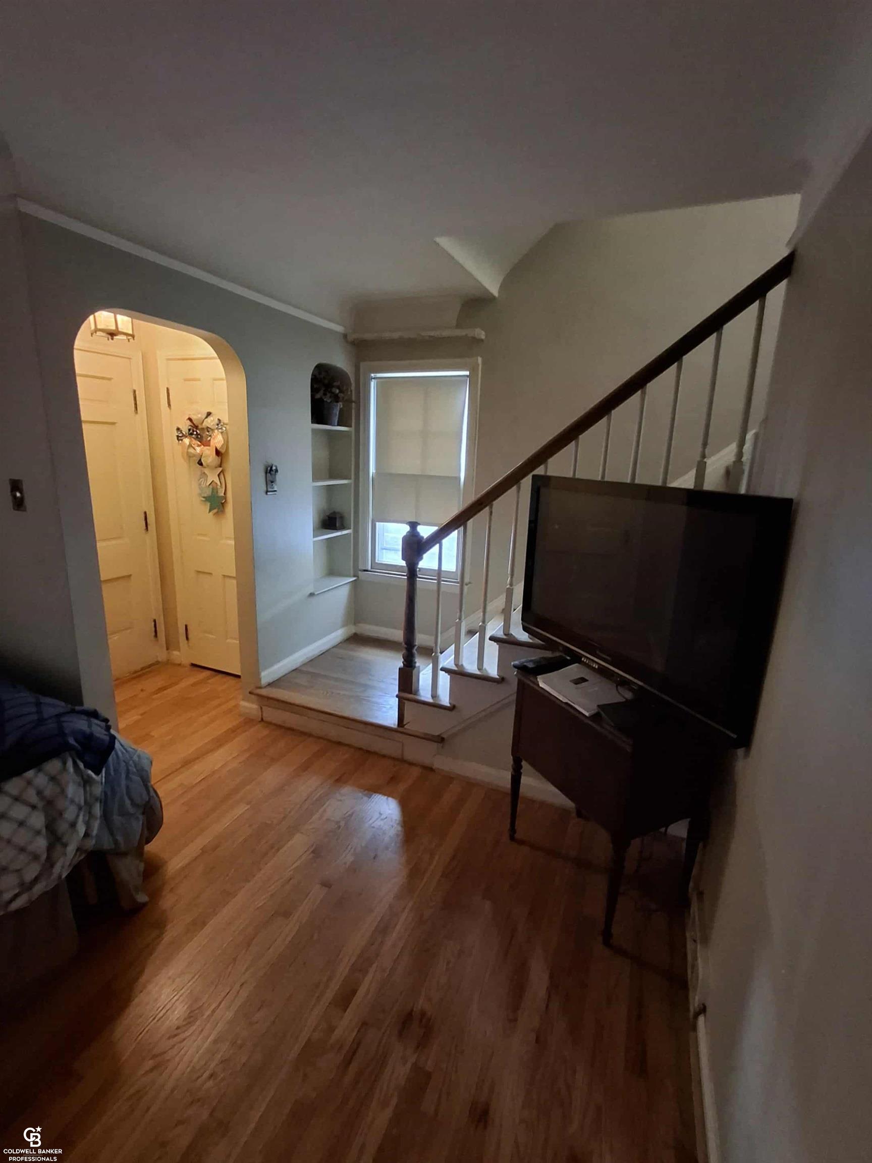 1034 EMMONS Boulevard