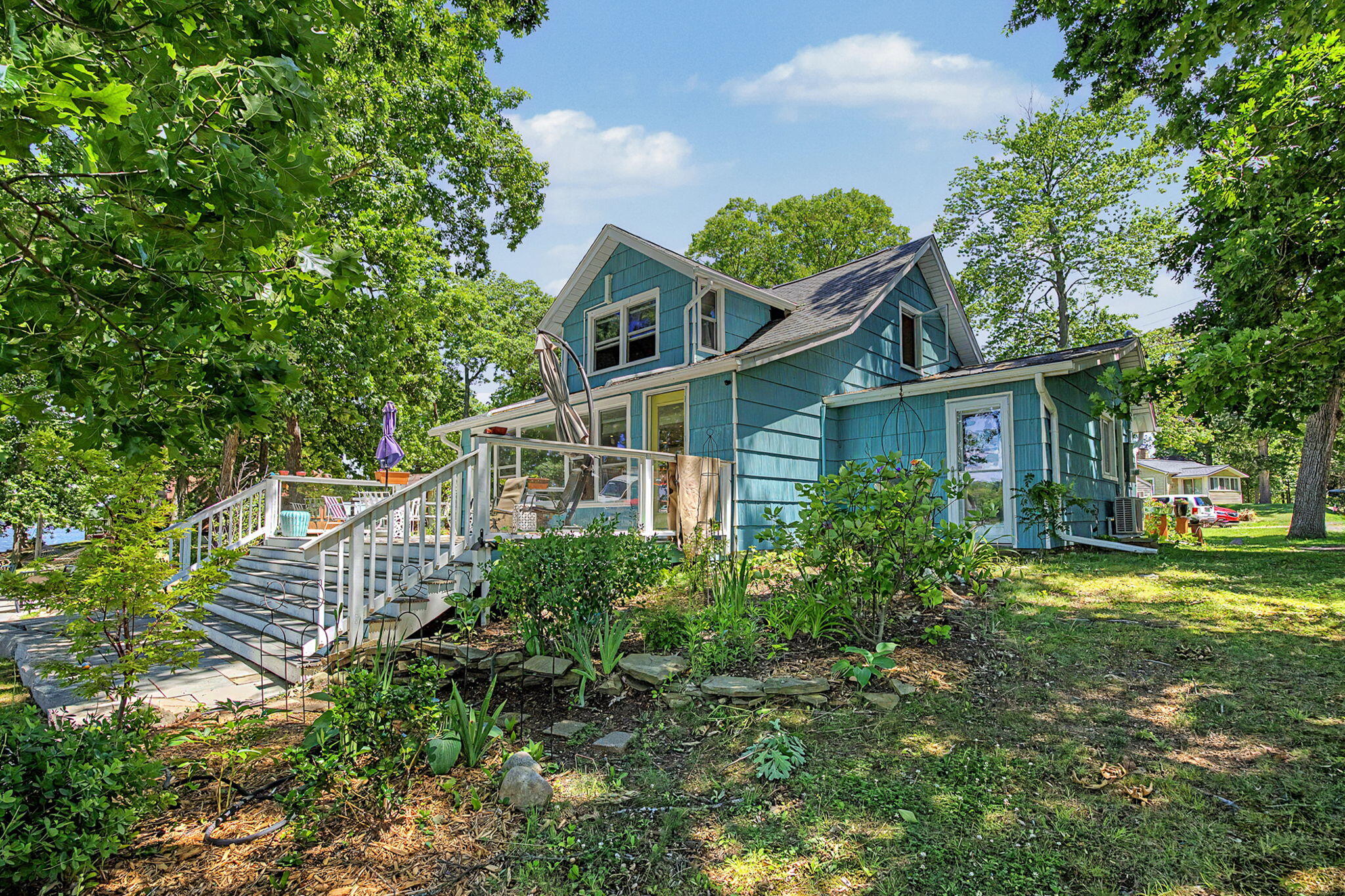 8565 Oakwood Court