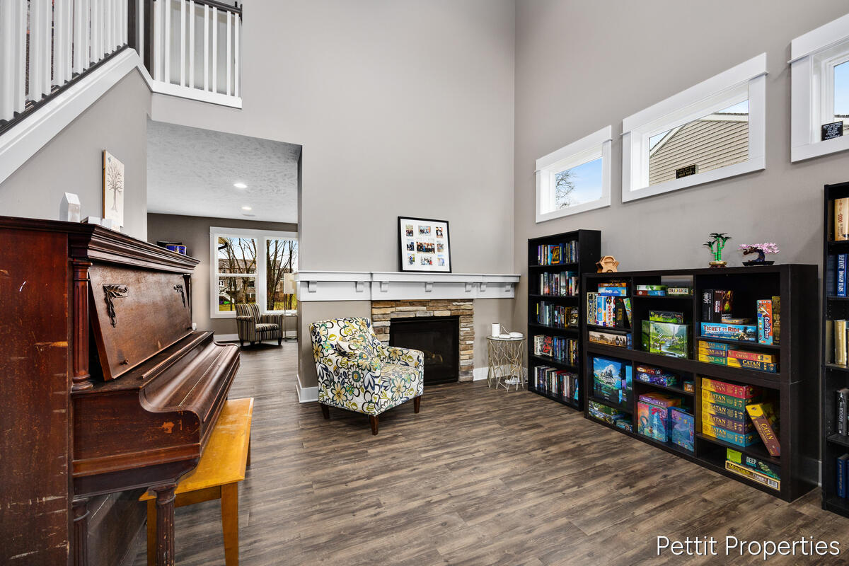 3099 Lowingwood Court