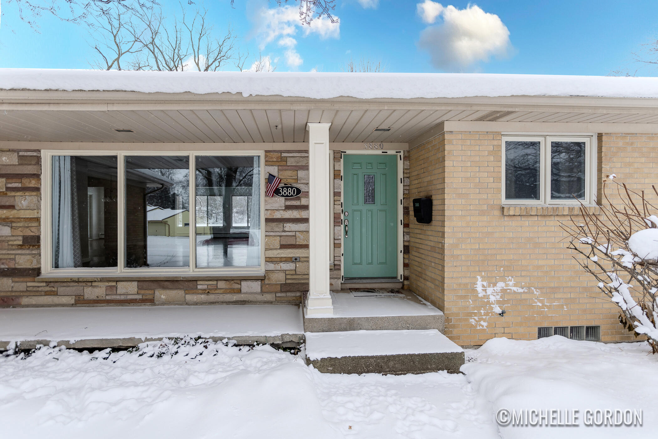 3880 N Big Spring Drive SW