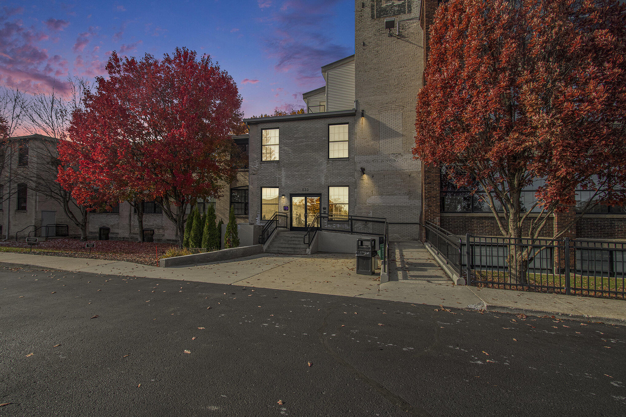 533 Columbia Avenue 121