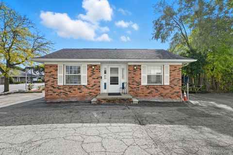 944 S Main Street Plymouth City MI 48170