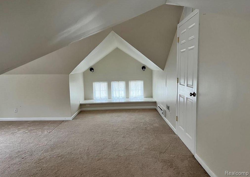 Birmingham, Michigan 48009, United States, 3 Bedrooms Bedrooms, ,2 BathroomsBathrooms,Residential,Active,256291