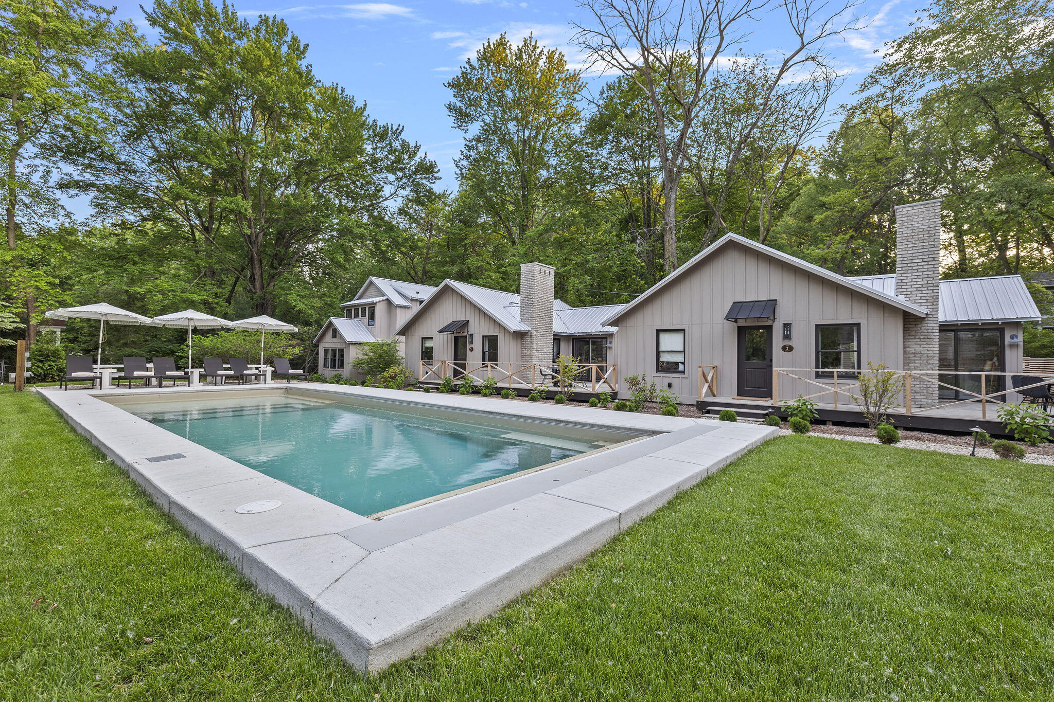 10222 Town Line Road A,B,C,D