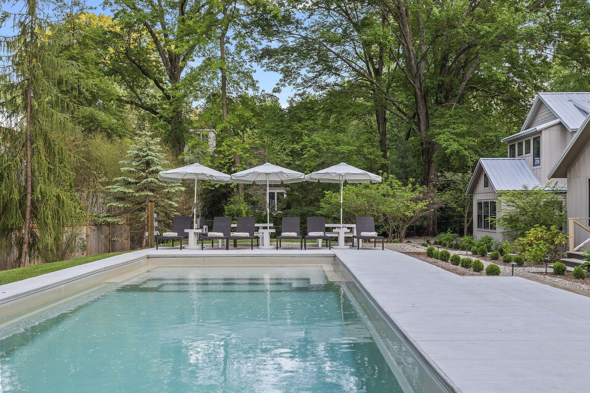 10222 Town Line Road A,B,C,D