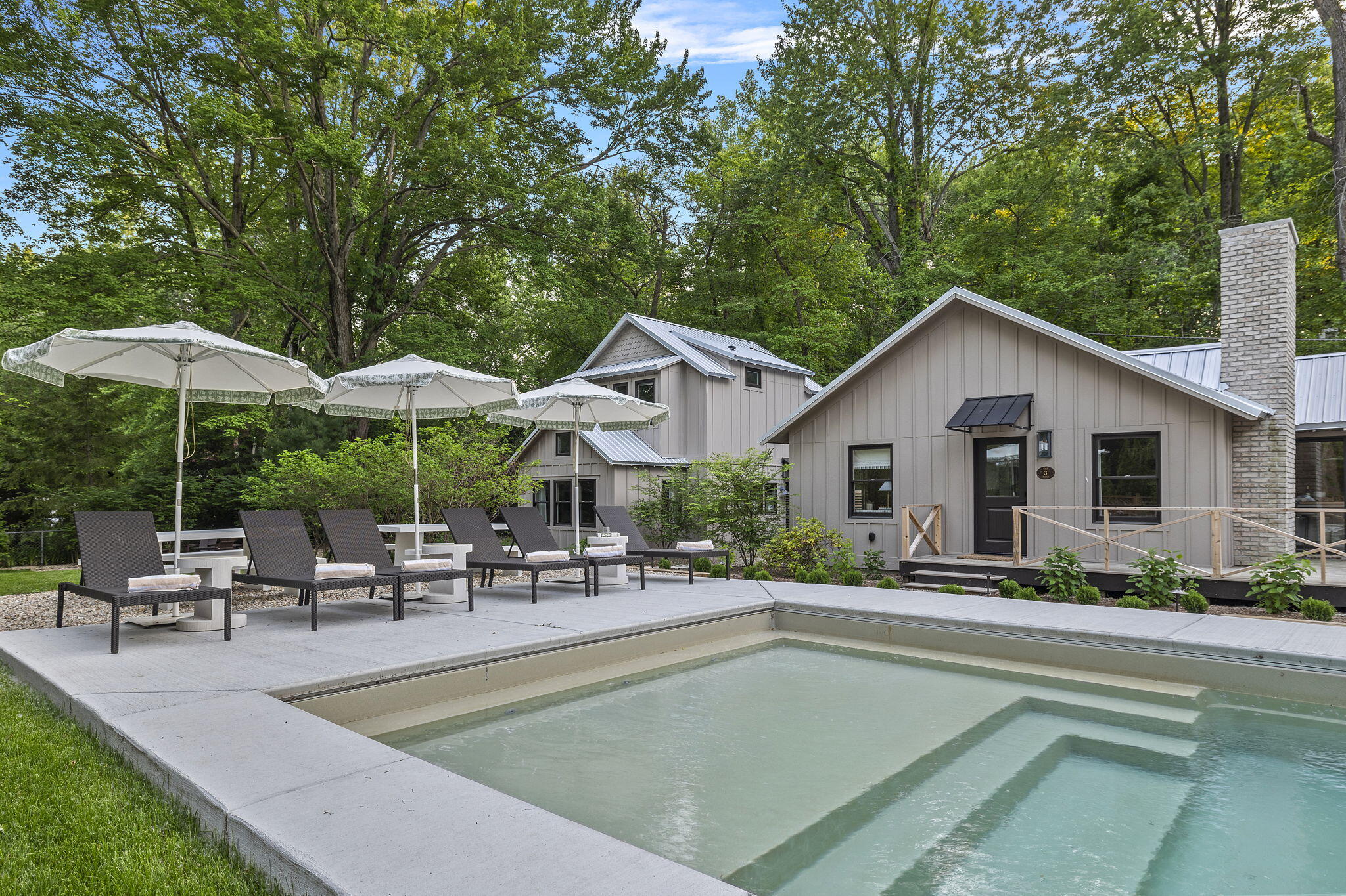 10222 Town Line Road A,B,C,D