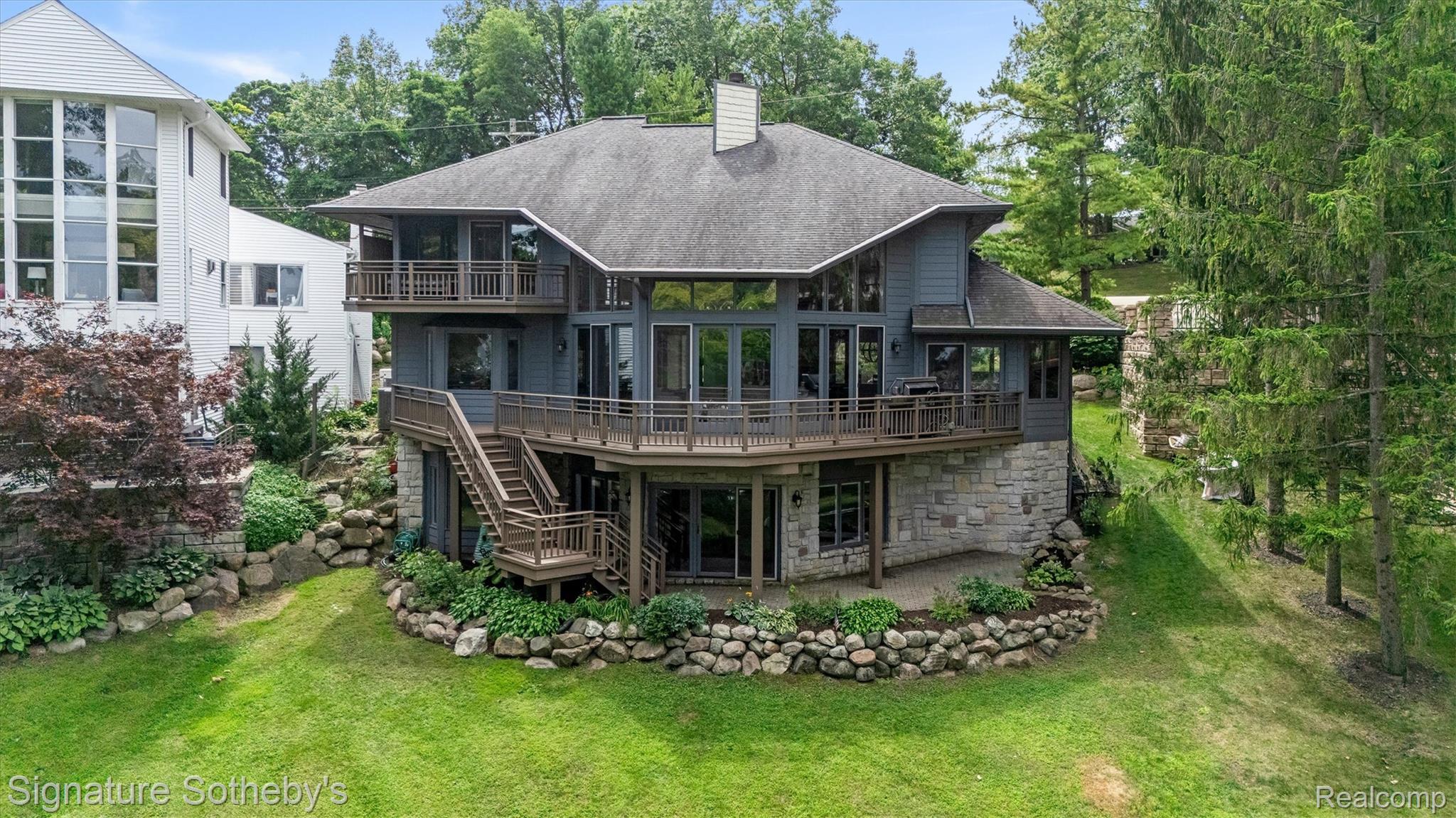 1745 Ridge Road