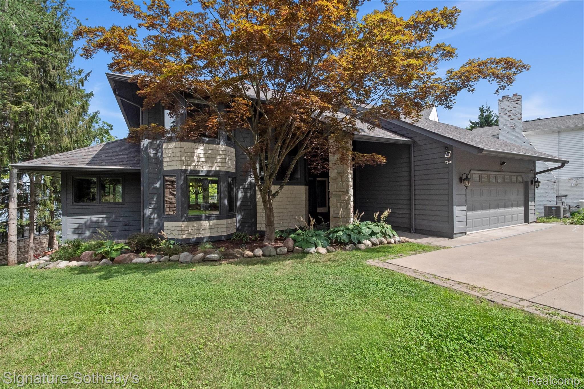 1745 Ridge Road