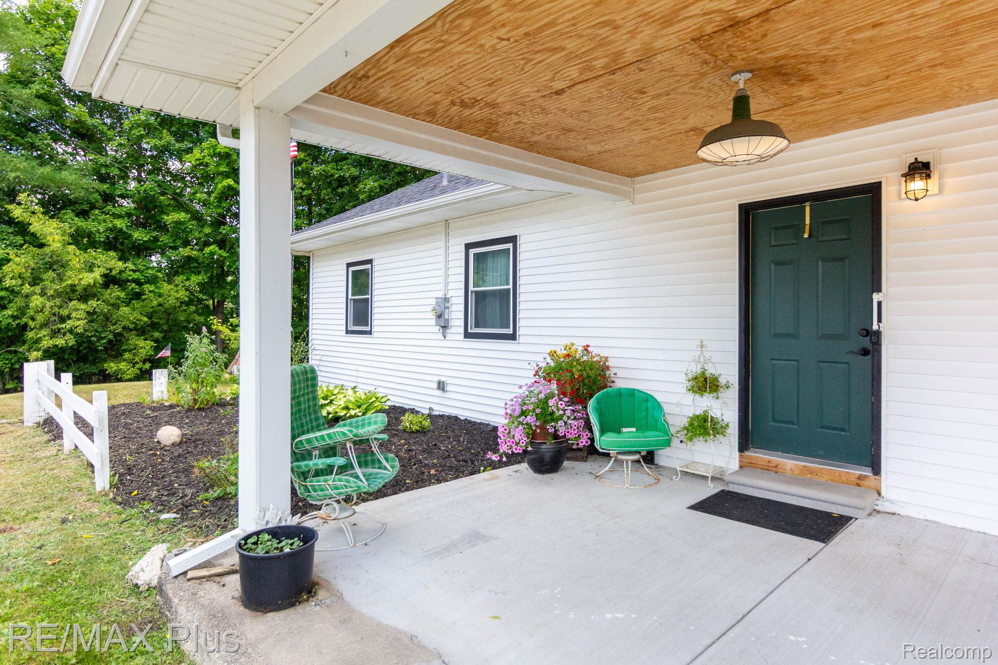 6339 Gale Road