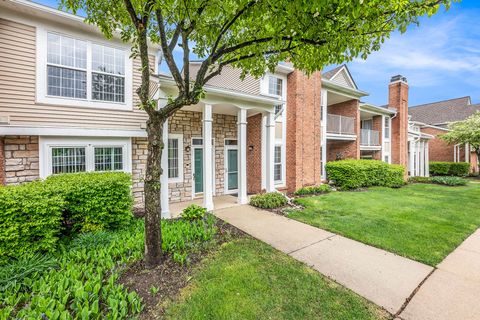 56510 SCOTLAND Boulevard Shelby Charter Township Macomb MI 48316