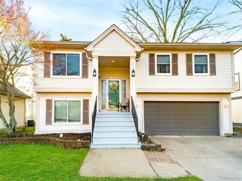 907 Huntclub Boulevard Auburn Hills City MI 48326