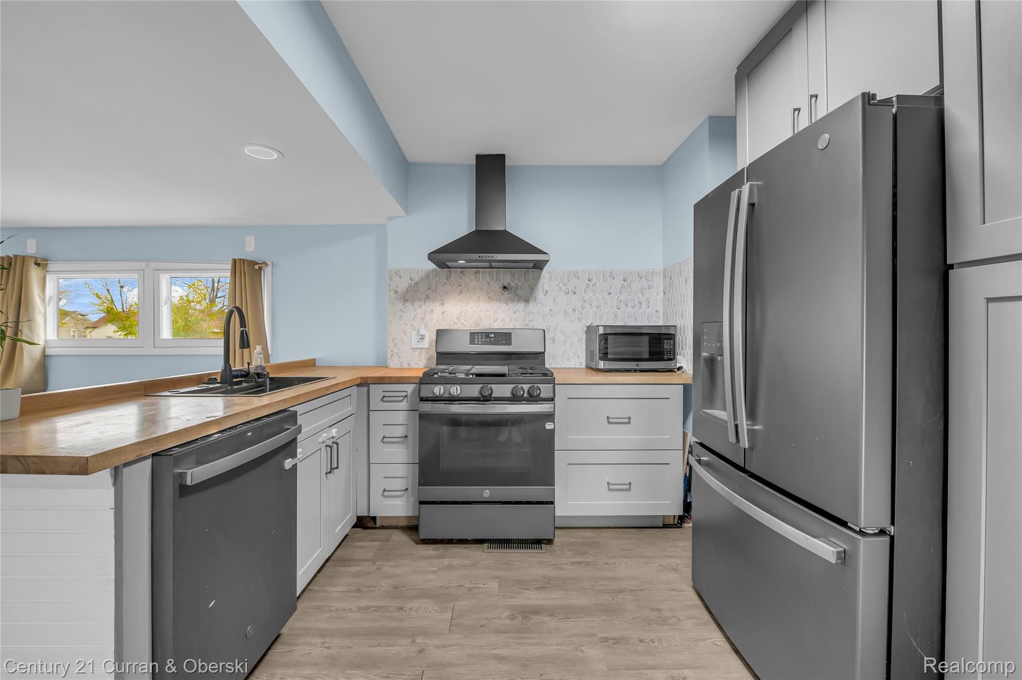 32178 Carlisle Parkway