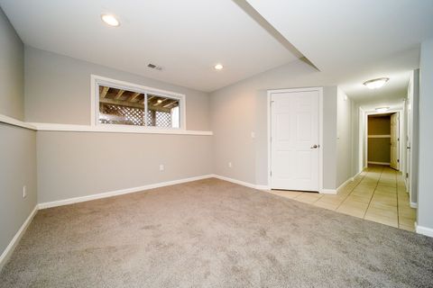 listing image 50