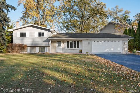 3289 Schoolhouse Drive Waterford Charter Township MI 48329