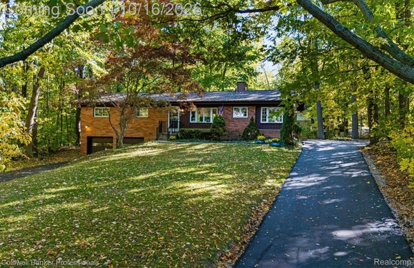 47751 ANN ARBOR RD W, PLYMOUTH, MI 48170 - Image fbf9bb0bf5fadee7699857a9d862ed84/1440374206